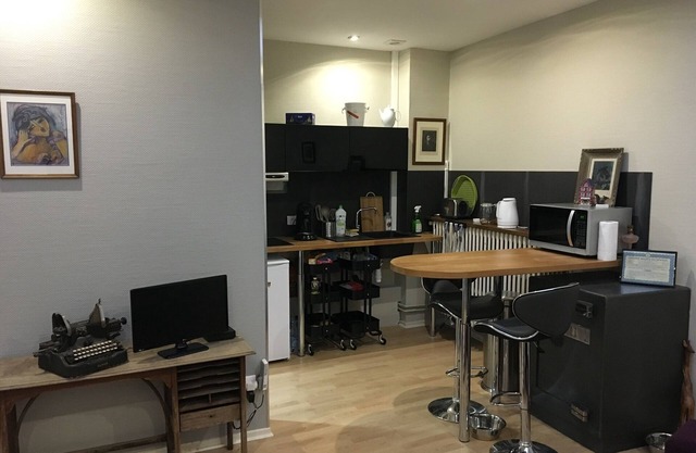 Fully equipped accommodation 1/4h Lille by train