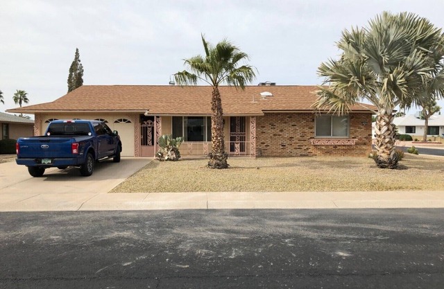 Fully furnished home in beautiful Sun City West