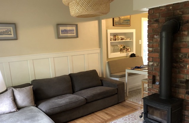 Fully renovated city cottage