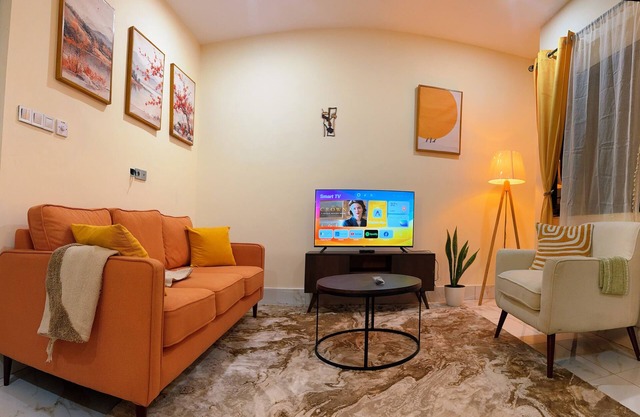 Furnished apartment Lomé DZIDZOFE Cosy Quiet Wifi Beach