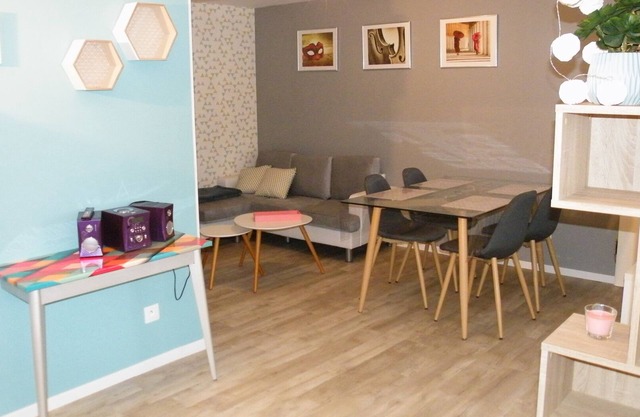 Furnished classified 3 stars in the DRC, for 2 people, can accommodate 4 people.