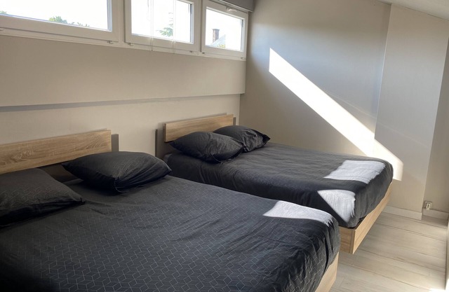 Furnished duplex studio with air-conditioned parking space