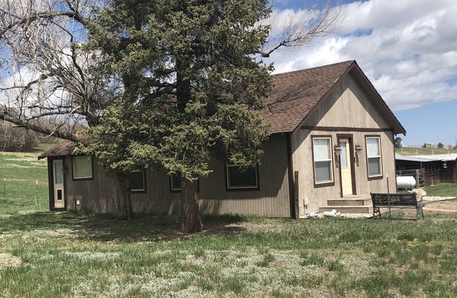 Furnished home in the Country