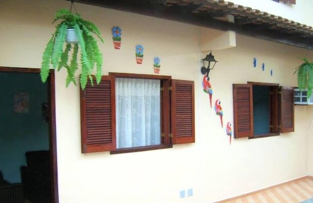 FURNISHED HOUSE WITH GARAGE, SKY, NEAR PRAIA DO FORTE AND SHOPPING PARK LAGOS