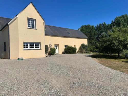 Gîte calme près de La Flèche, idéal pour familles - FR-1-410-479