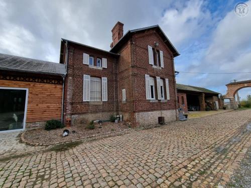 Gîte de Charme Isolé, Ferme Authentique, 4 Chb, Jardin, Randonnées, Val Joly à Proximité - FR-1-510-204