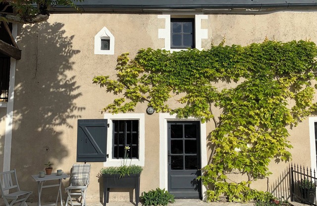 Gîte des Abeilles, Cosy, Tranquil, Rural 1 Bedroom Gîte, with Pool