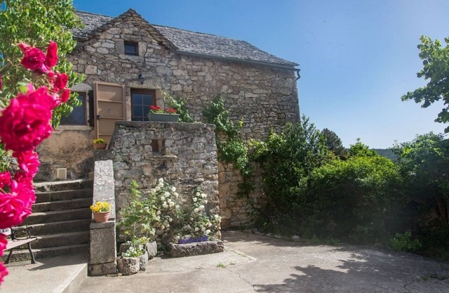 Gîte L'Anémone - SAINT PIERRE DES TRIPIERS