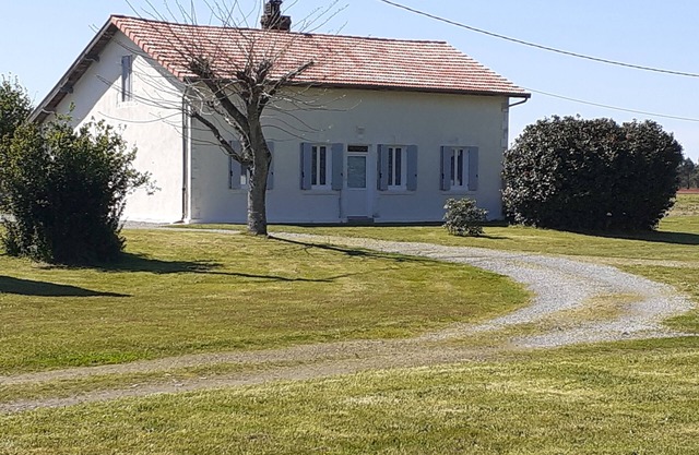 Gîte "les Volets Bleus" : Calme et Grands Espaces au Coeur du Pignada Landais