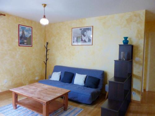 Gîte Nature près Montluçon - Jusqu'à 6 personnes - FR-1-489-418
