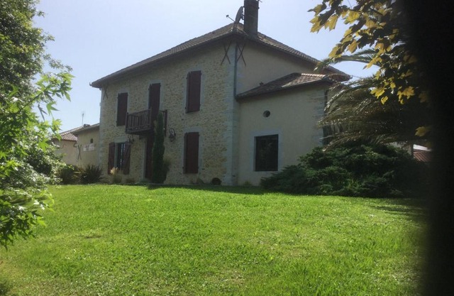 gîte porte de la bastide