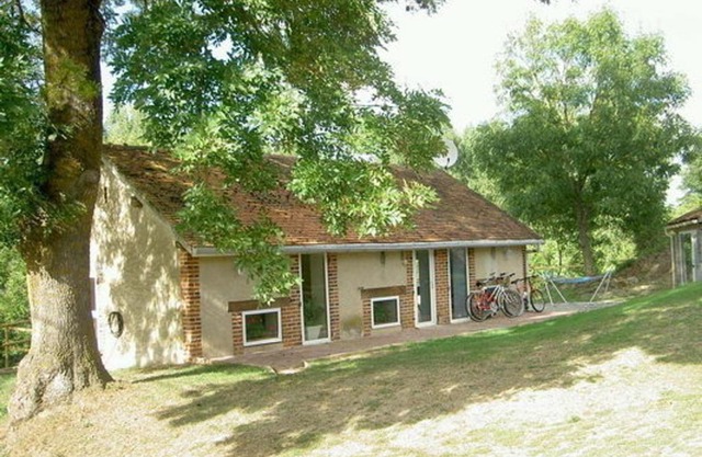 Gîte rénové avec terrasse et jardin, animaux acceptés - FR-1-489-22