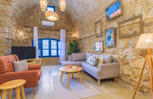 Galleria 1-Bedroom Apartment in Batroun