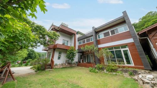 Gapyeong Areuno Pet Pension