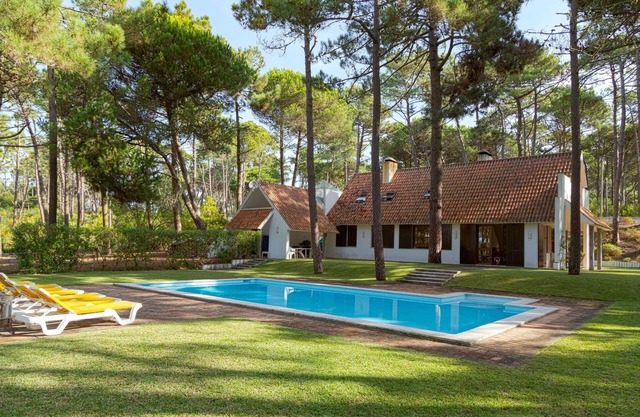 Garden, near the beach, car essential