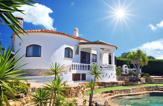 Garden Oasis with Pool - 800m to Arrifana Beach - close to the Fishermen's Trail