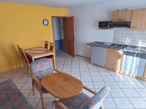 Gasthaus-Pension-Ferienwohnung Zum Engel