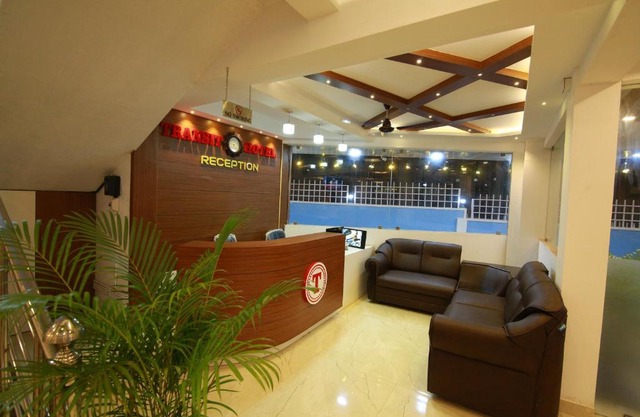 Gateway Airport Hotel