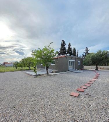 Gavriel's house Eretria