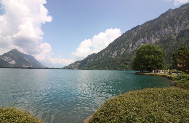 Gemütliche Ferienwohnung 5 Km von Interlaken und 50 Meter vom See Entfernt