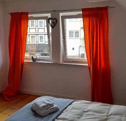Gemütliche Ferienwohnung im Fachwerkhaus, 1 Schlafzimmer, Balkon, Parkplatz -1