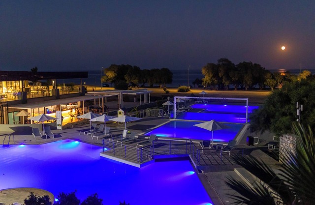 Gennadi Seaside Resort