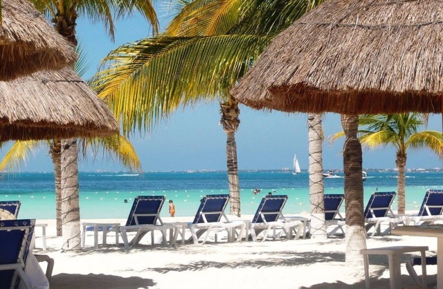 * German owner * Mayan-Mexican style villa Vw Kaefer rental