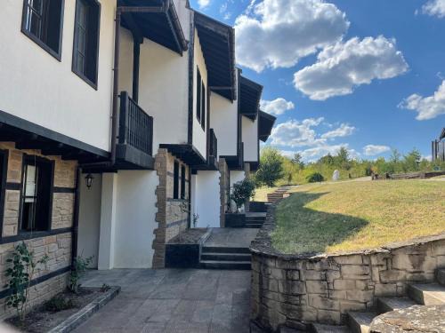 GeshaHillPark villas 32