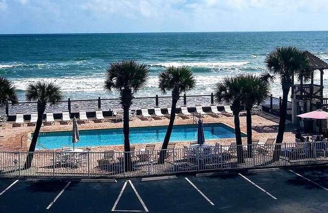 Get lost in your DREAM VACATION in this modern beach condo