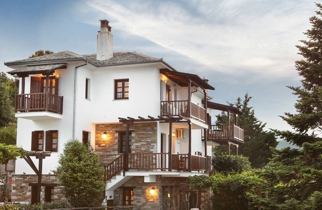 Giasemi- The patio of Pelion