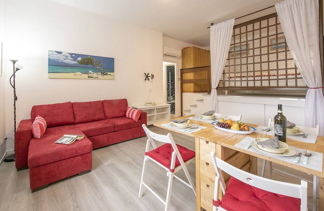 Ginestre Apartment few min from sea, Varazze, Italy