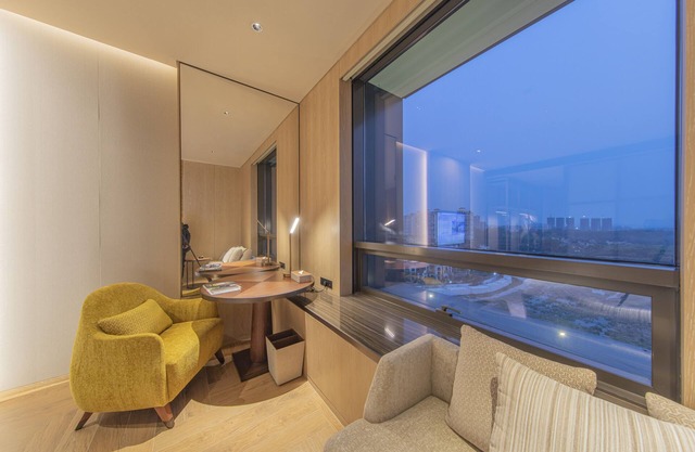 Girdear Hotel