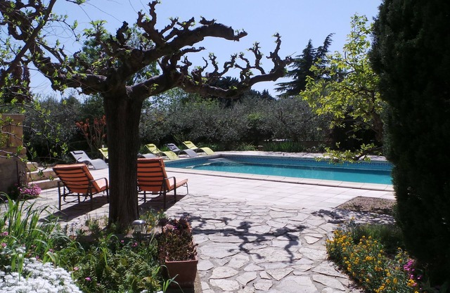 Gîte 6/7 pers with swimming pool 10' from Nîmes