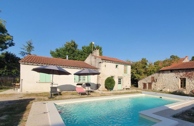 Gite Charroux - Allier, 3 bedrooms, 6 persons