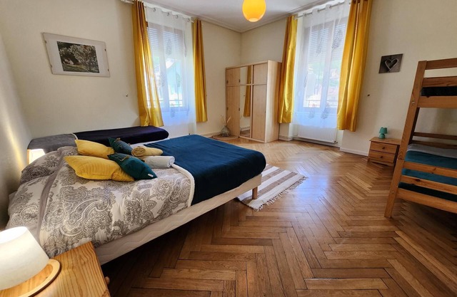 Gite "Daffodil" of 6/8 people with collective Jacuzzi