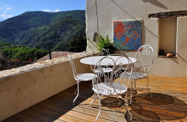 GITE DES JEUNES PIERRES CHARM AND NATURE