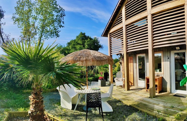 Gite hotel in the heart of nature, destination Mont St Michel-St Malo. Pets allowed