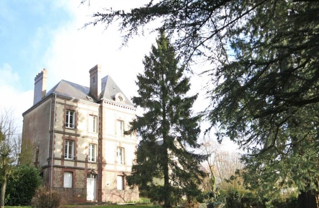 Gite L'Aigle, 5 bedrooms, 12 persons