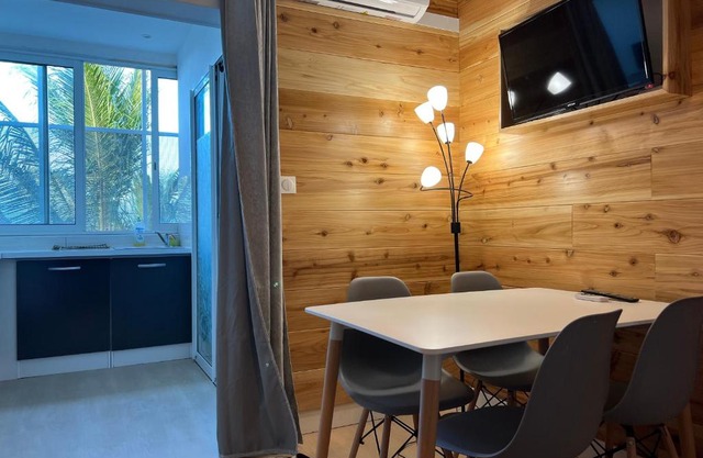 GITE PEI LA VANILLE Duplex Bord de Nature