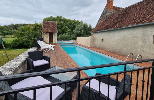 Gite Rivarennes, 5 bedrooms, 12 persons