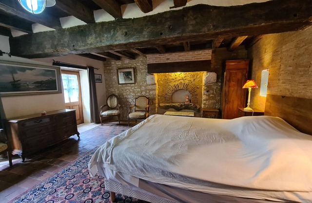 Gite Rivarennes, 5 bedrooms, 12 persons