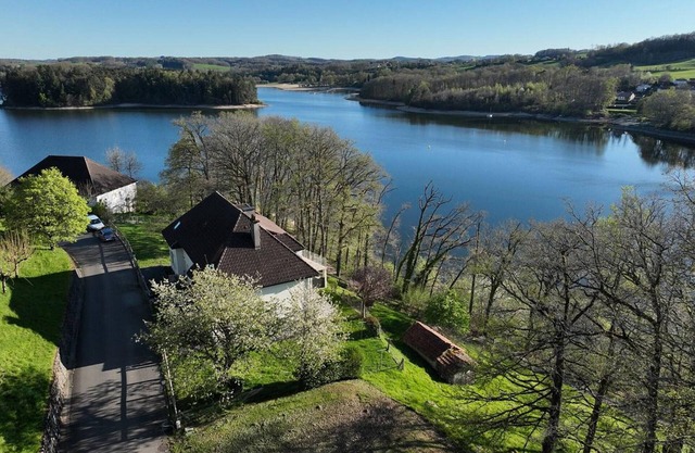 Gite Saint-Étienne-Cantalès, 3 bedrooms, 6 persons