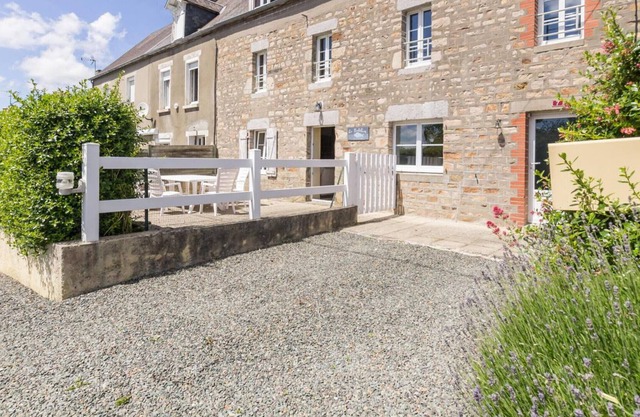 Gite Saussey, 2 bedrooms, 5 persons