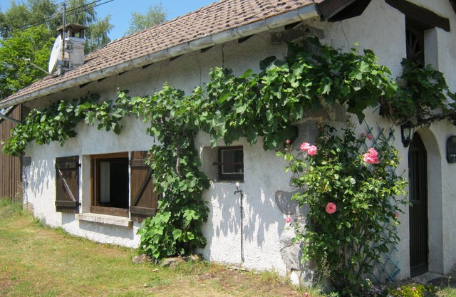 Gîte with lovely mountain views