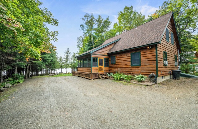 Glandore | Private Waterfront w/Dock & Hot Tub