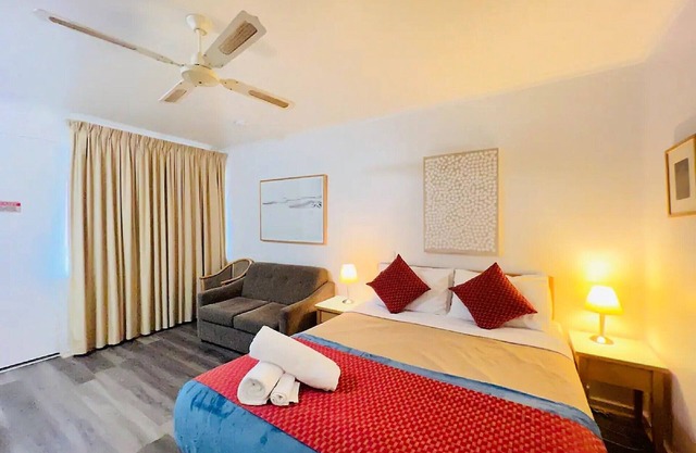 Glenelg Studio Apartment no 30 – A Comfortable Coastal Escape