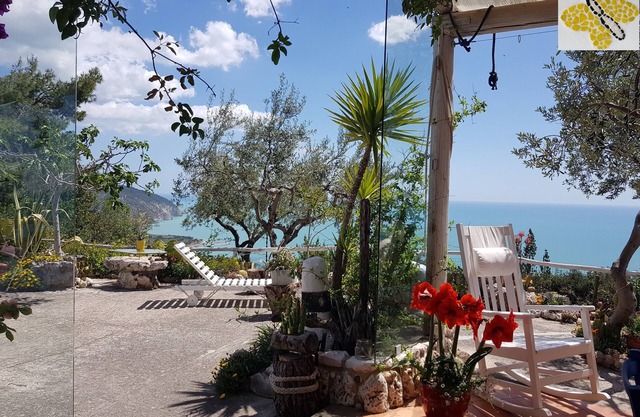 - Gli Orizzonti di Agata - Villa with a wide view of the sea - TULIPANO -