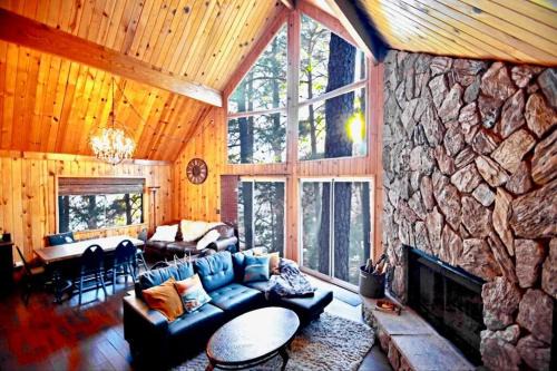 Glimmer Chalet Treetop A-frame cabin lake view