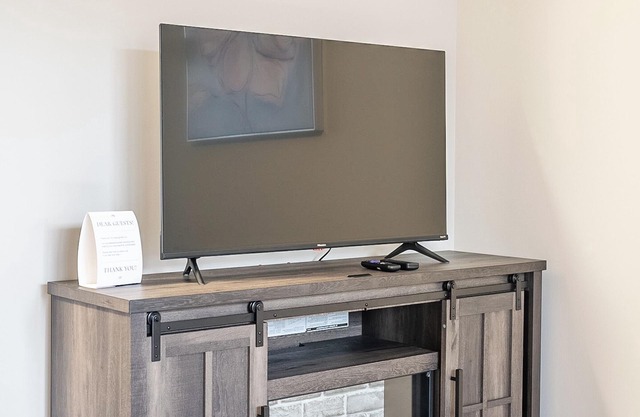 GLOBALSTAY. Modern 1 Bedroom Apt in North York. Free parking