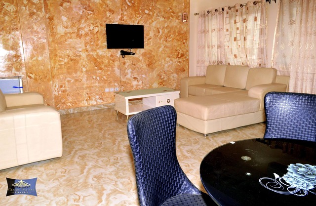 Glory Palace Hotel